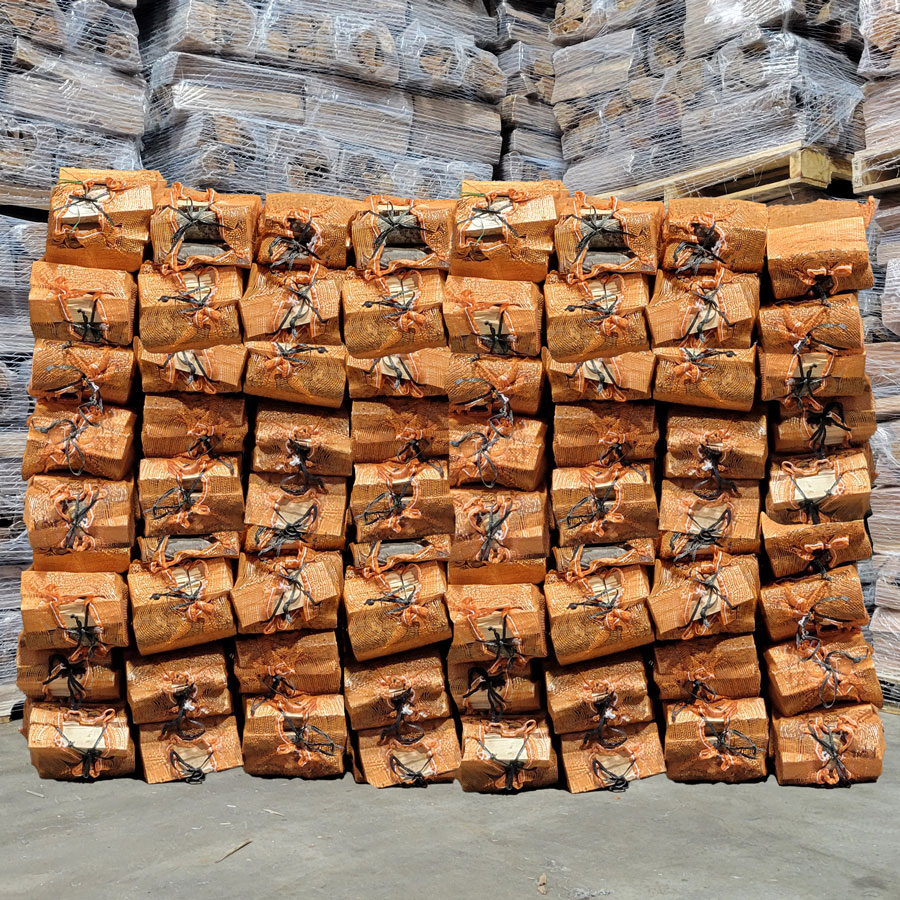 Full Pallet of Kiln Dried Mixed Hardwood in Bags